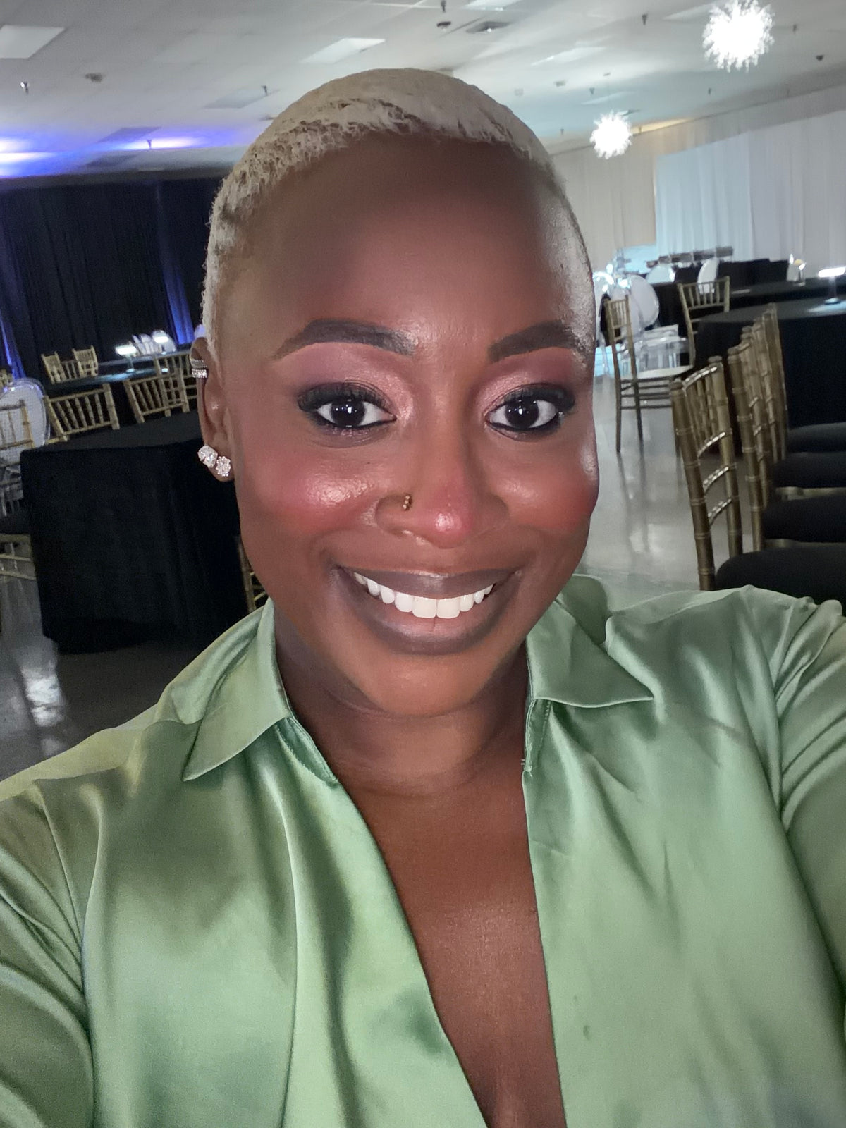 “Iconic 44” Creamy Eye Liner